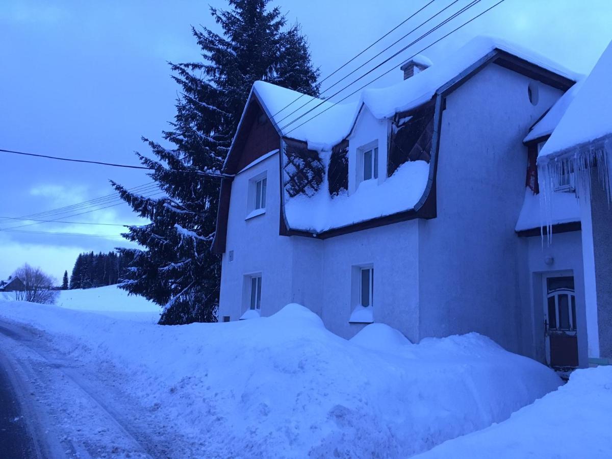 Ubytovani U Mateje Horni Blatna Exterior photo